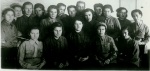 Студентки сандружинницы 2-3 курсов ИЭИ, 1941 г.